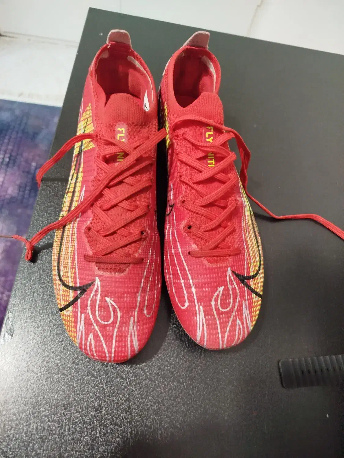 استوک فوتبال ایرزوم سایز ۴۰|کیف، کفش، کمربند|رودهن, |دیوار