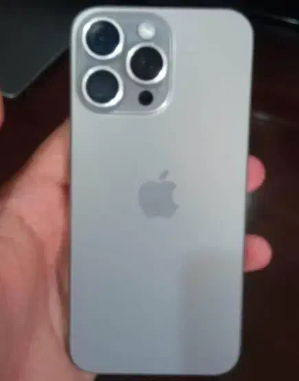 آیفون ۱۵ پرو مکس|موبایل|میانه, |دیوار