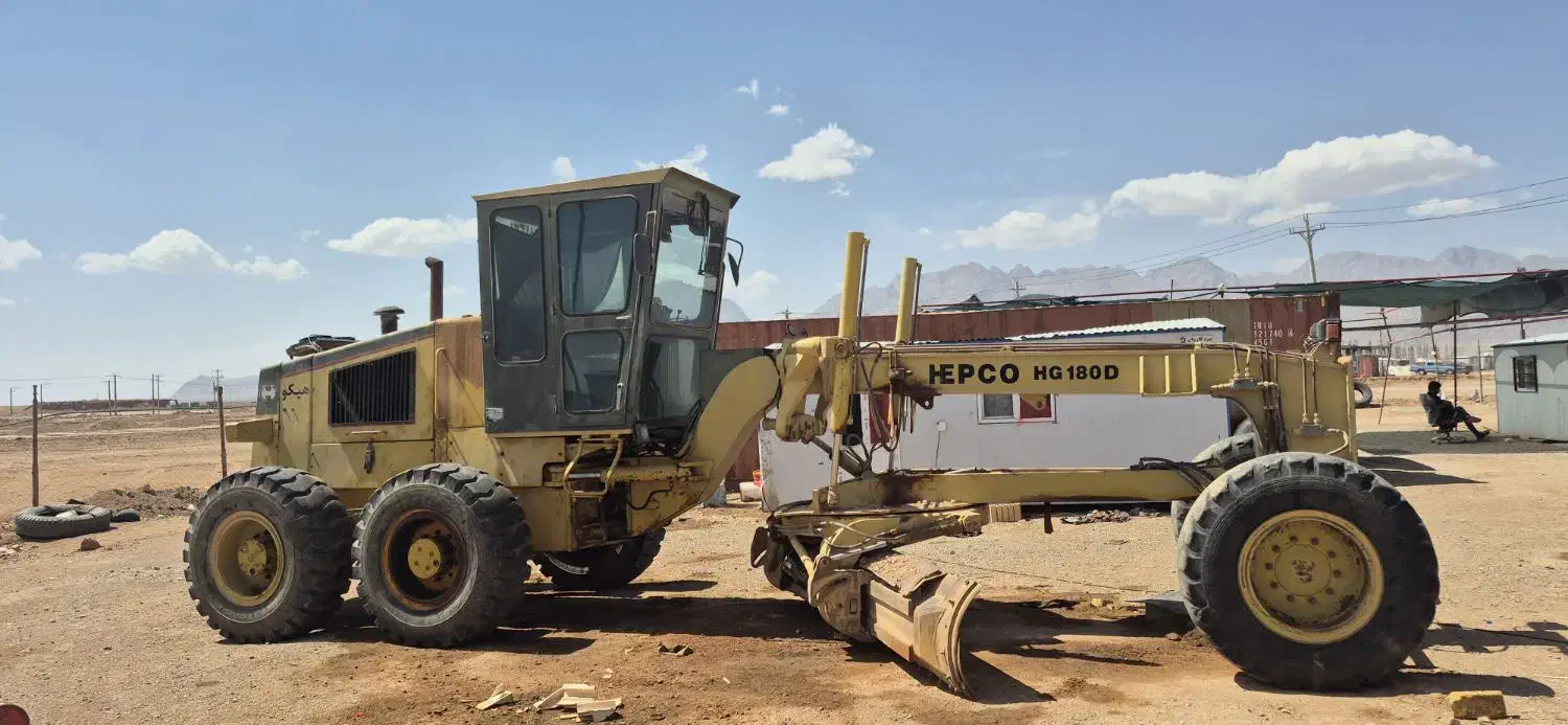 اجاره گریدر غلطک وابپاش وانجام کلیه امور راهسازی|خدمات حمل و نقل|یزد, |دیوار