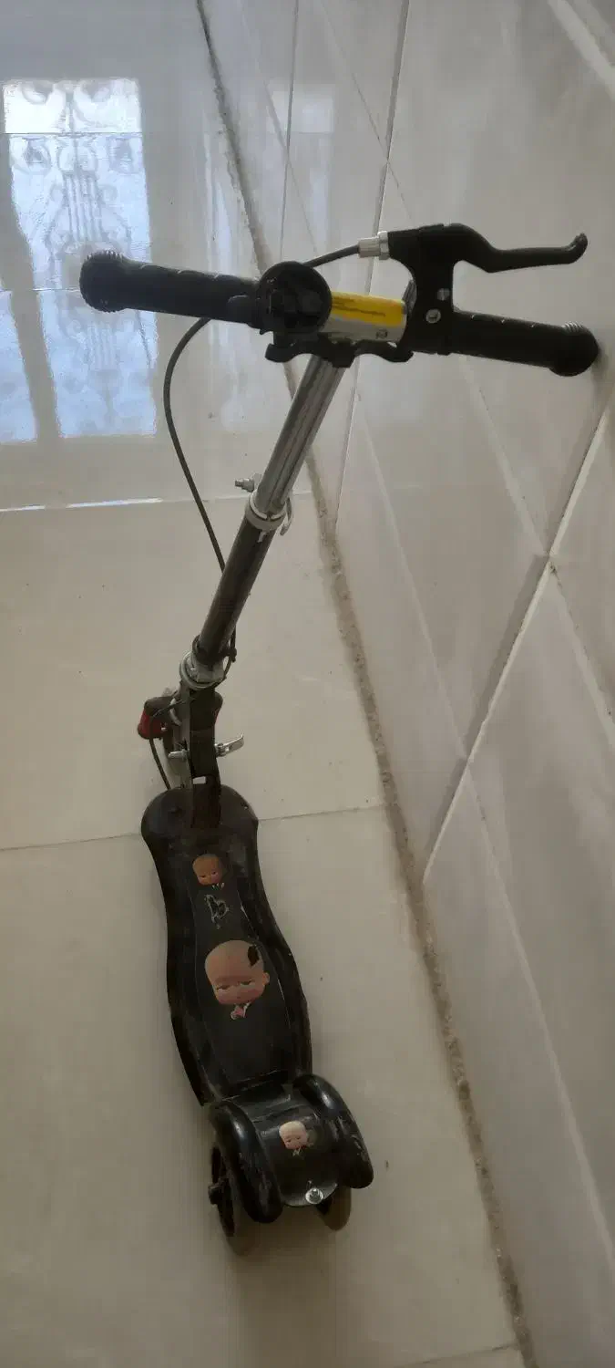 اسکوتر|دوچرخه، اسکیت، اسکوتر|سرپل ذهاب, |دیوار