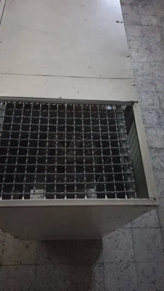 دکه در حد نو برای استفاده مشاغل سیگار فروشی|فروشگاه و مغازه|شوشتر, |دیوار