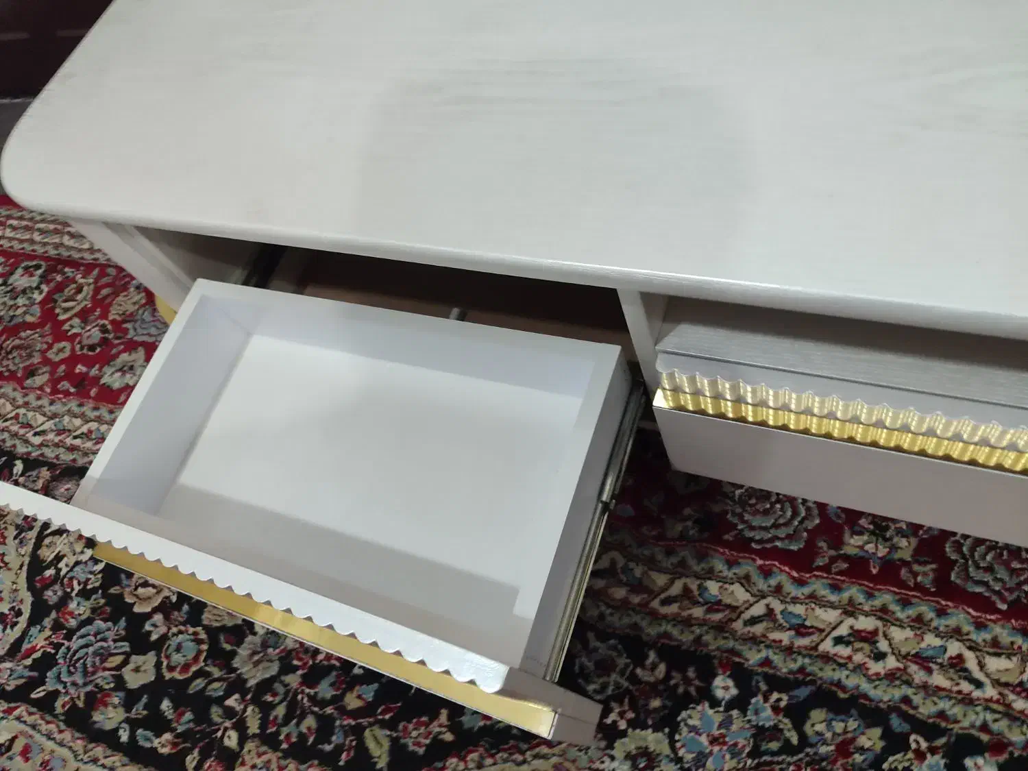 زیر تلویزیون|میز تلویزیون|سقز, |دیوار