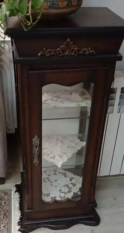 بوفه|بوفه، ویترین، کنسول|رشت, سعدی (تختی)|دیوار