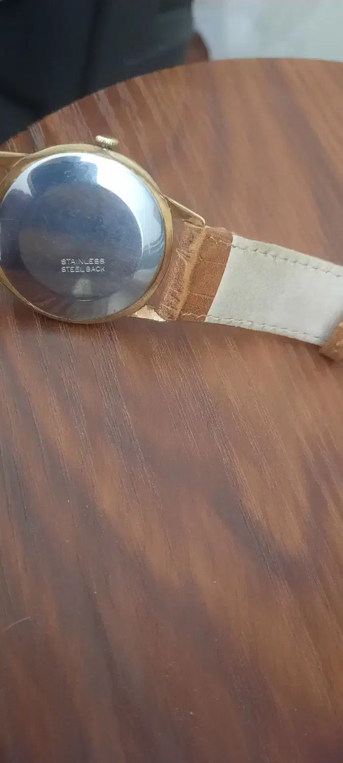 ساعت آنتیک و قدیمی|کلکسیون اشیاء عتیقه|زنجان, |دیوار