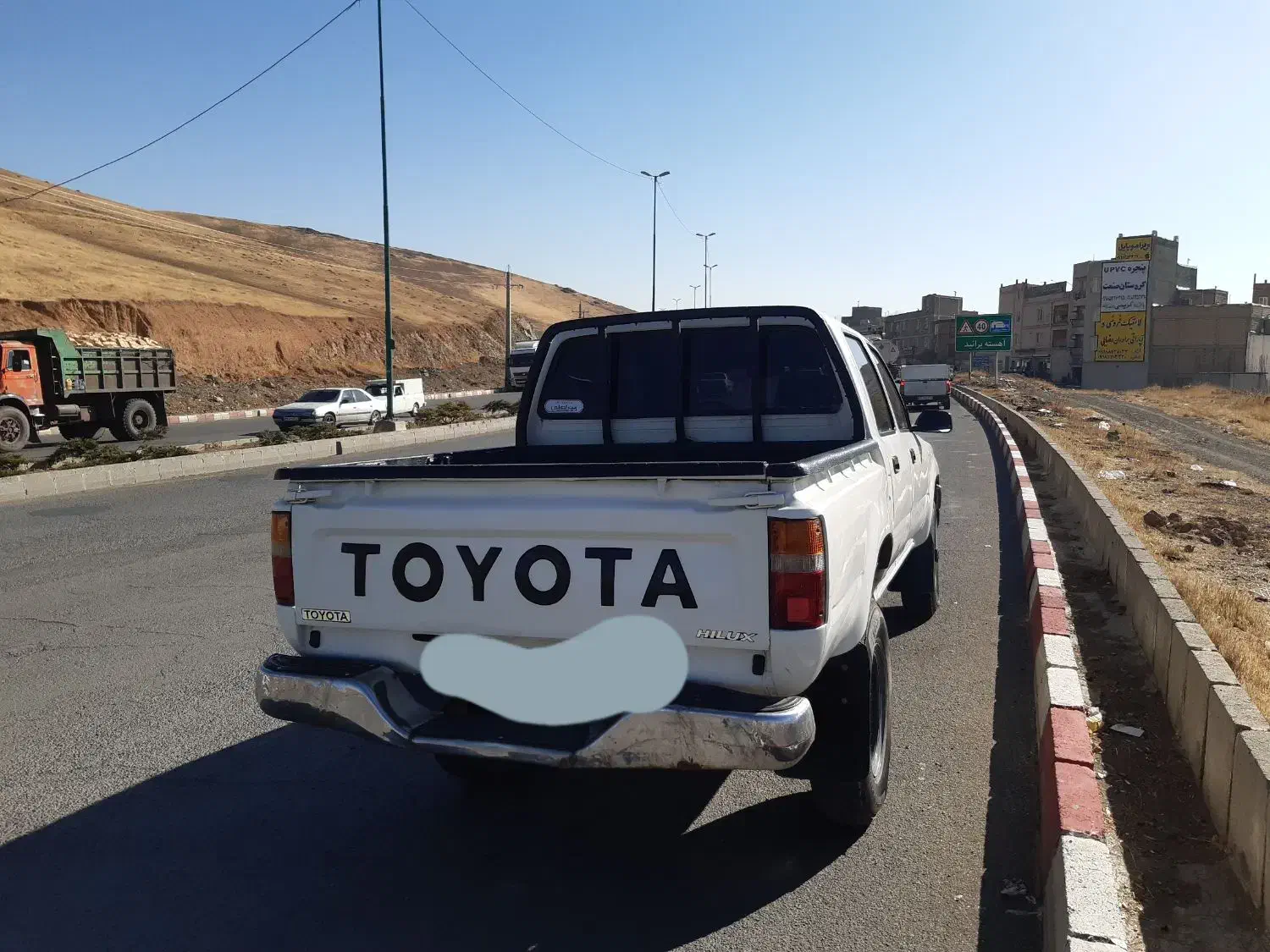 تویوتا هایلوکس ۱۹۹۲ دوکابین|خودرو سواری و وانت|سنندج, |دیوار