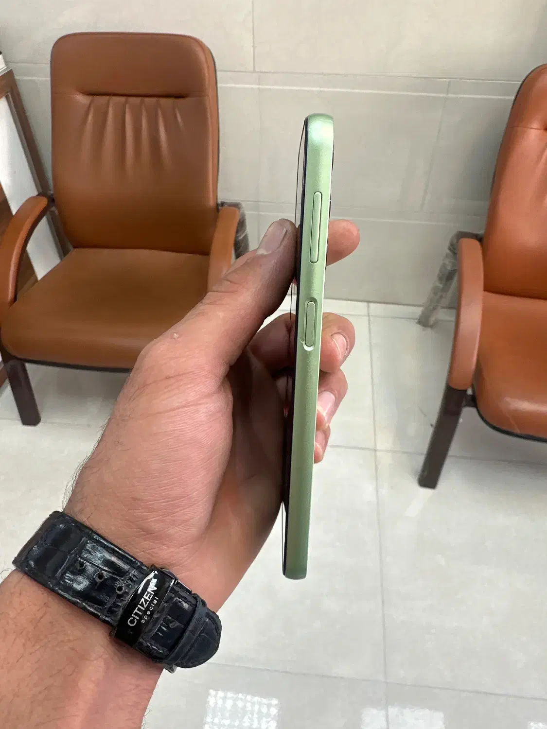 A24   128/6|موبایل|میبد, |دیوار