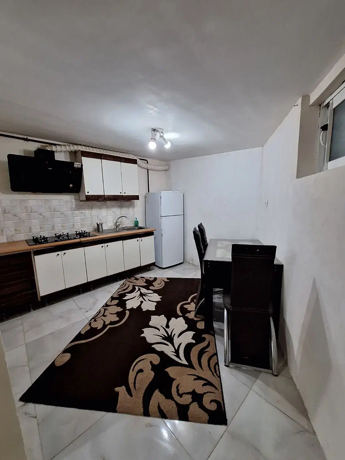 ویلا اجاره ای|اجارهٔ کوتاه‌مدت ویلا و باغ|خشکبیجار, |دیوار