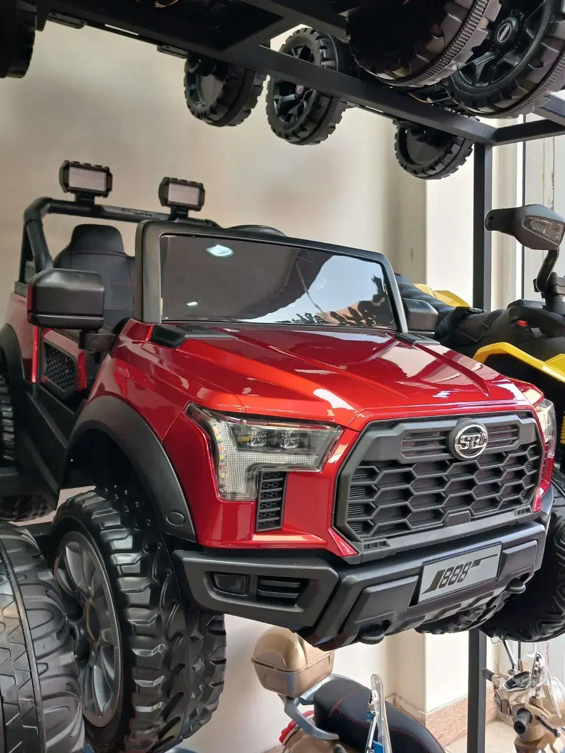 ماشین شارژی (شهر ماشین)|اسباب‌بازی بچه|ارومیه, |دیوار