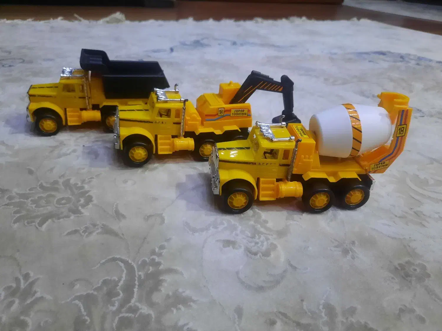 ماشین اسباب بازی|اسباببازی بچه|کرج, شهرک یاس جنوبی|دیوار