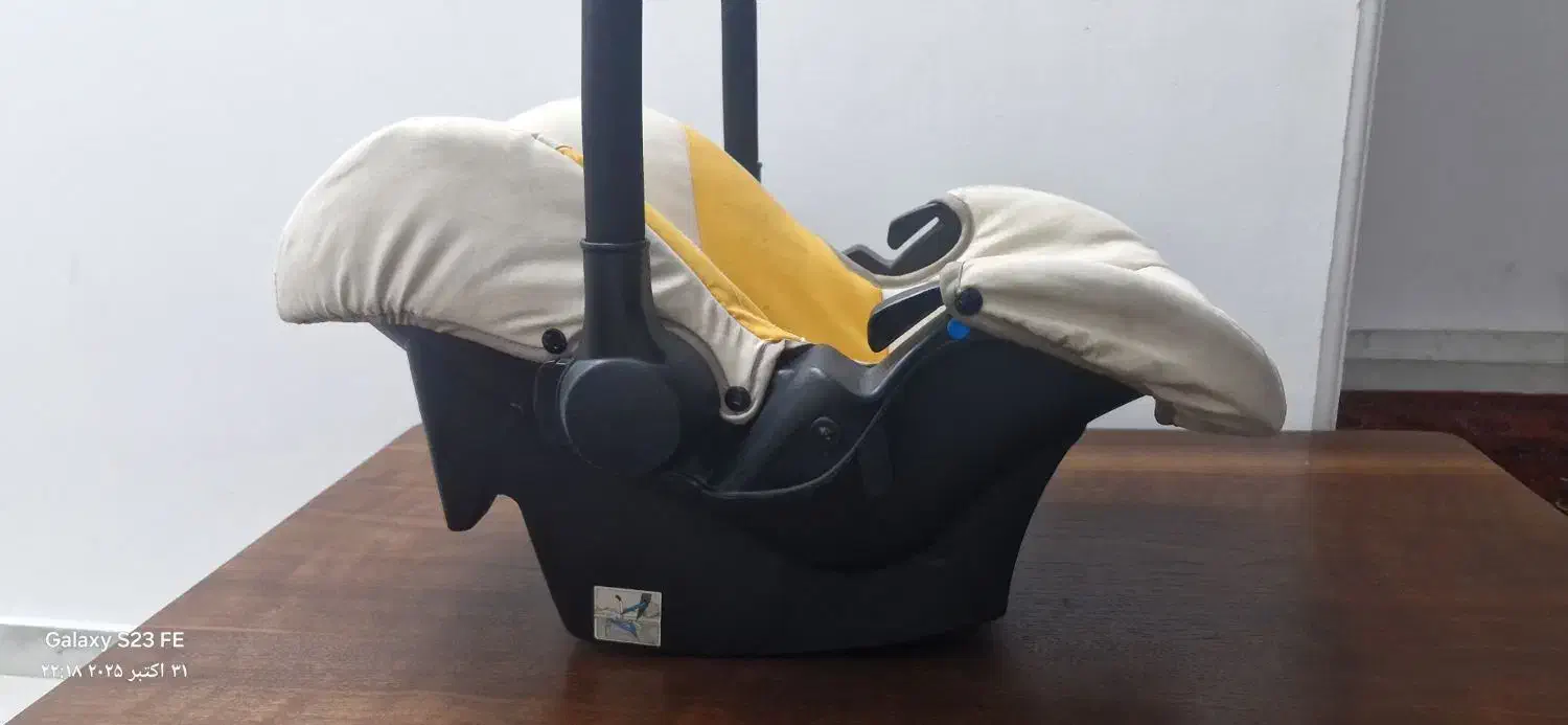 کریر برند Hauck آلمان|کالسکه و لوازم جانبی|گنبد کاووس, |دیوار