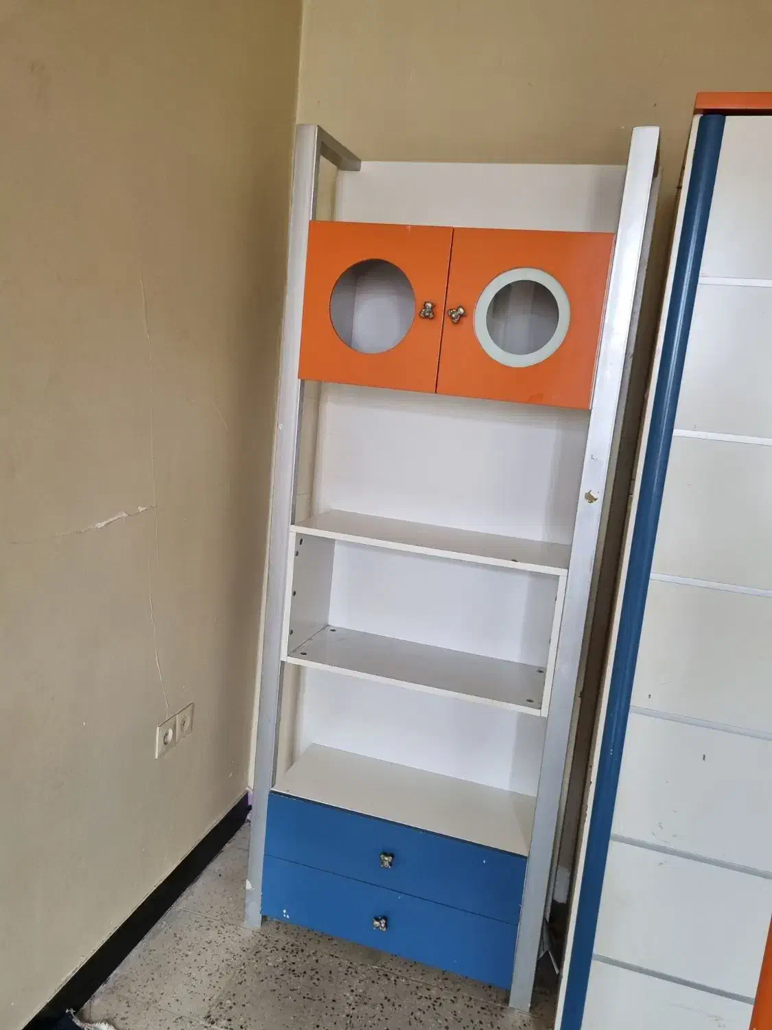 فروش کتابخانه ی تکی|کتابخانه، شلف، قفسه‌های دیواری|نورآباد, |دیوار