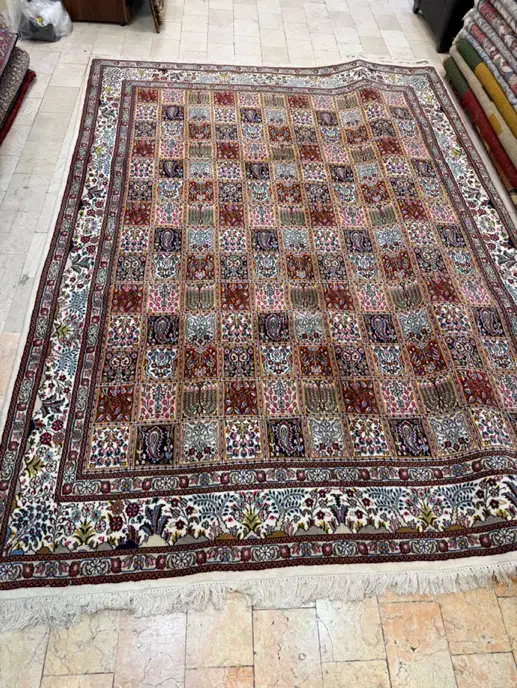 فرش ۹ متری خشتی ریز بافت اعلا اکبند|فرش|تهران, باغ فیض|دیوار