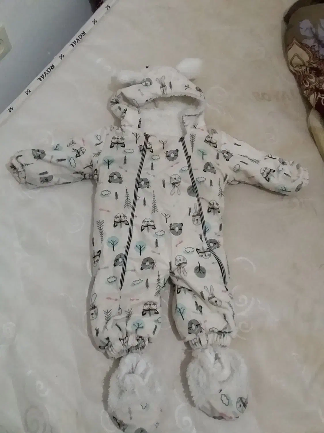 لباس بچگانه|کفش و لباس بچه|یزد, |دیوار