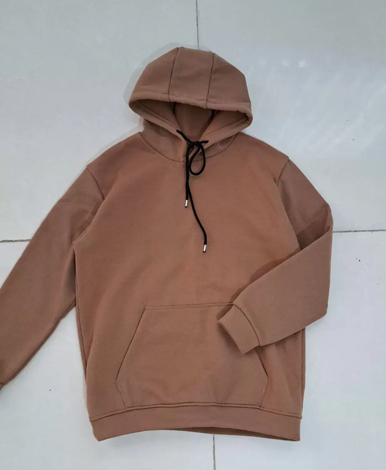 هودی زنونه|لباس|اراک, |دیوار