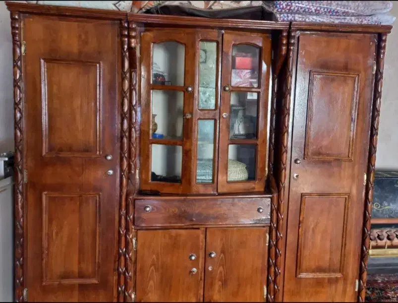 کمد ، میز صلواتی|بوفه، ویترین، کنسول|کندوان, |دیوار