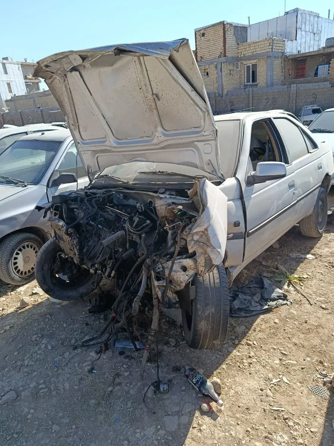 پژو تصادفی|خودرو سواری و وانت|یاسوج, |دیوار