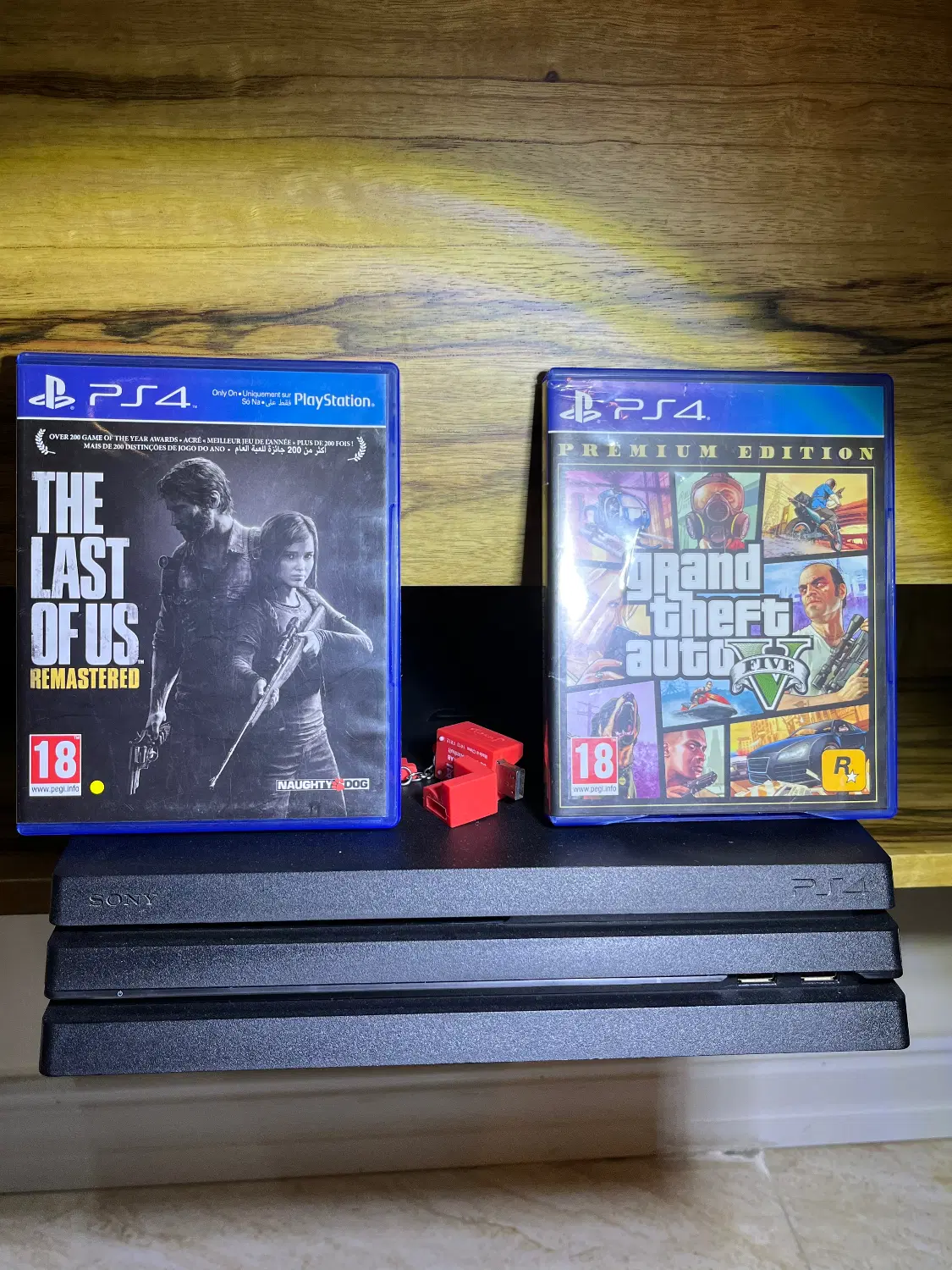 Ps4 pro|کنسول، بازی ویدئویی و آنلاین|تهران, شهرک چیتگر|دیوار