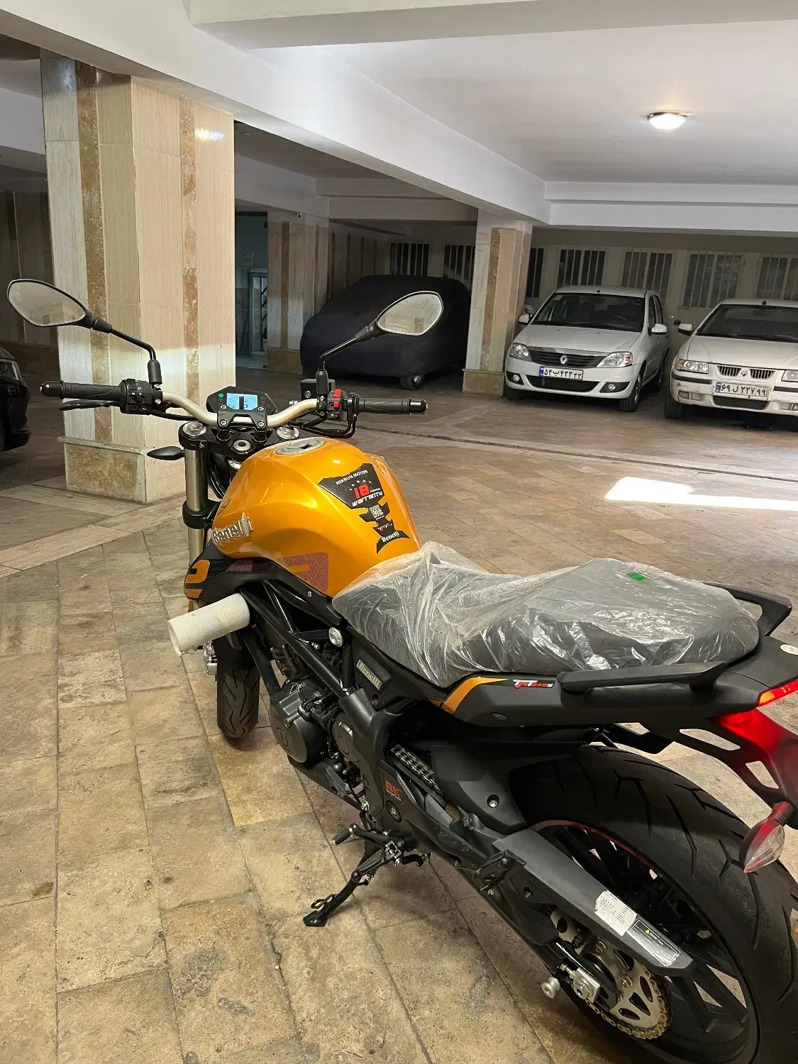 بنلی ۳۰۰ صفر کیلومتر|موتورسیکلت|تهران, نارمک|دیوار