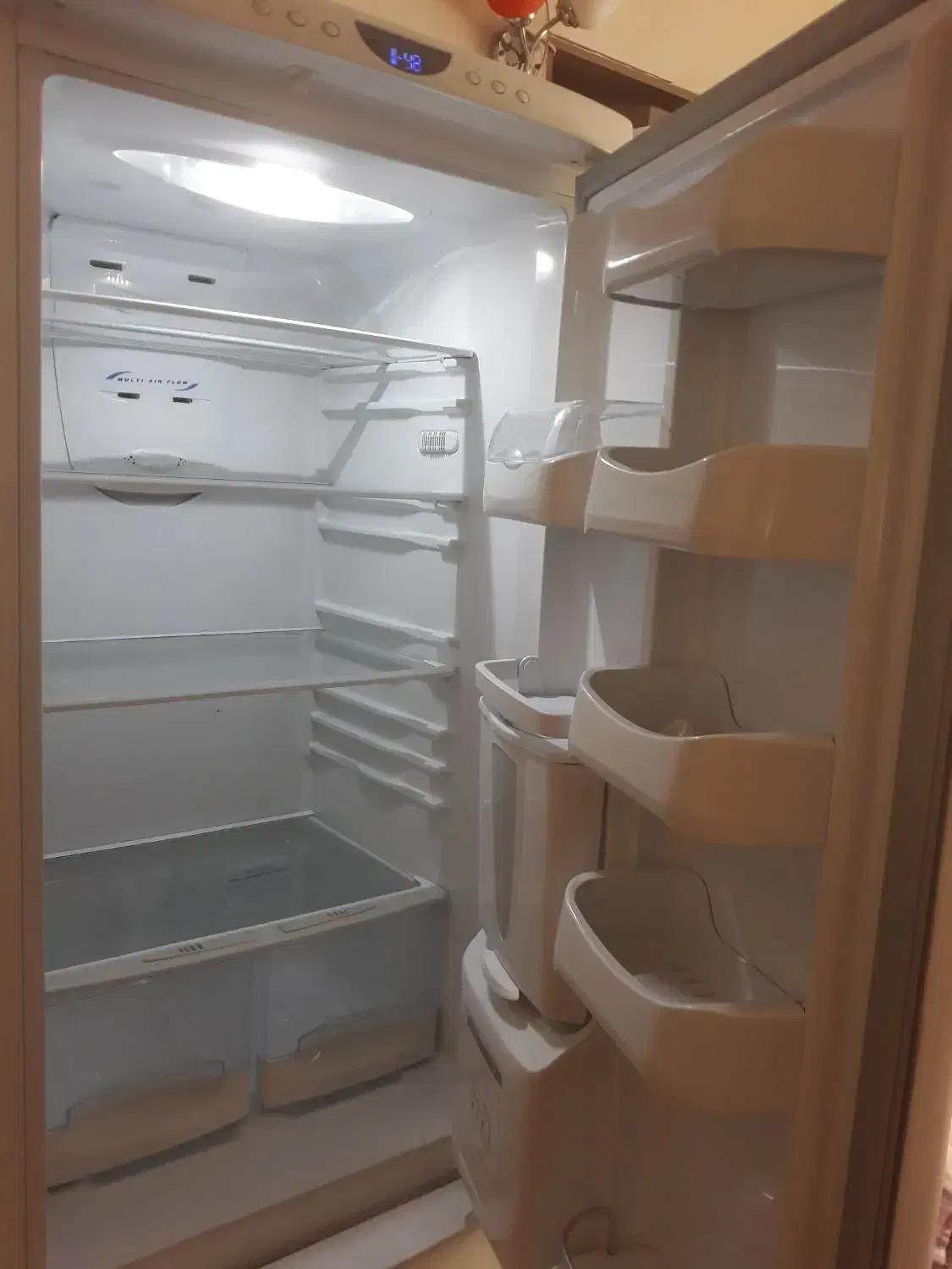 یخچال فریزر امرسان بسیار تمیز وسالم درحد نو|یخچال و فریزر|پرند, فاز ۵|دیوار