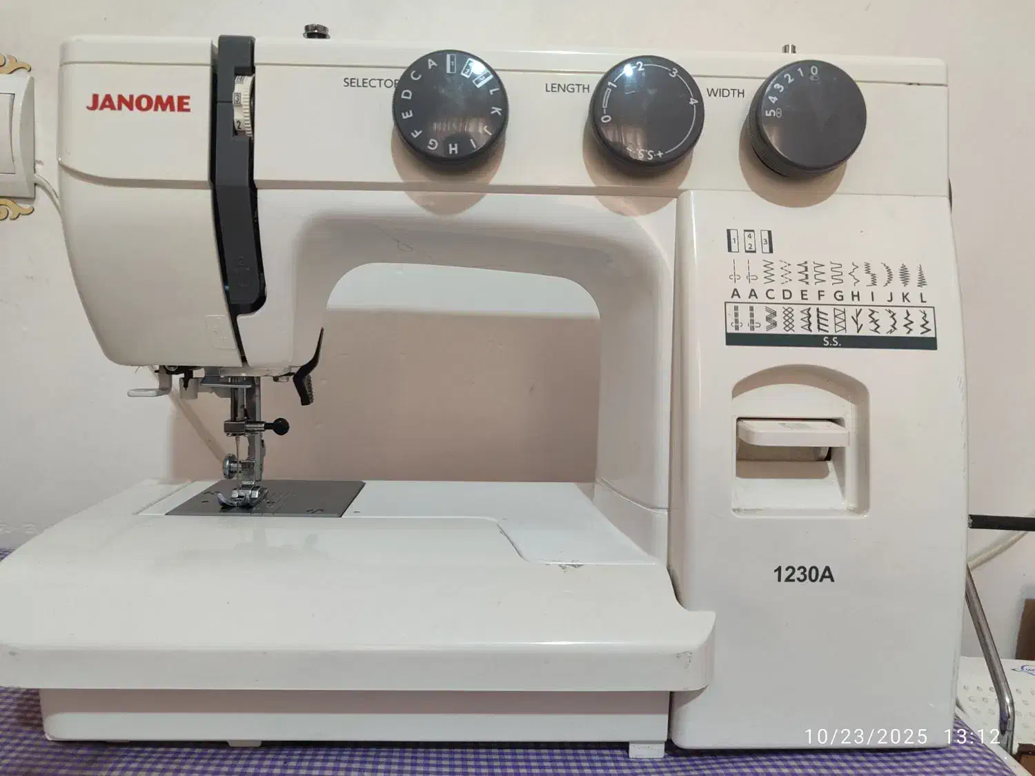 چرخ خیاطی ژانومه مدل ۱۲۳۰A|چرخ خیاطی و ریسندگی|رشت, پل تالشان|دیوار