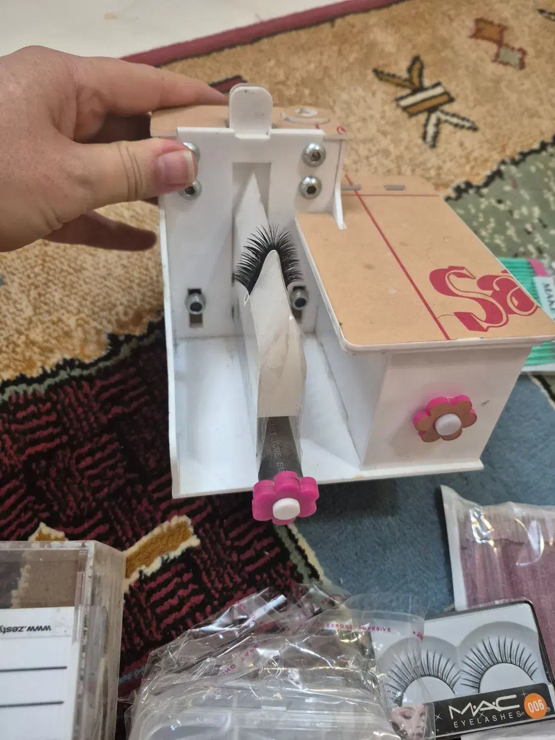 وسایل اکستنشن مژه کامل ۵/۵۰۰تومن|آرایشی، بهداشتی، درمانی|تهران, اکباتان|دیوار