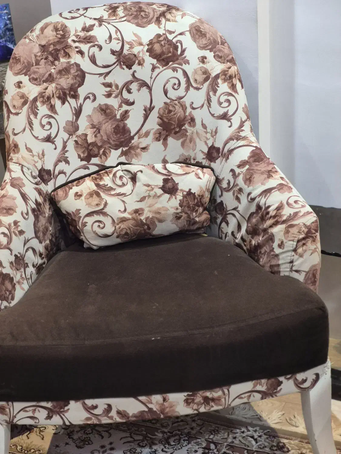 مبل ۷نفره کارکرده قیمت توافقی|مبلمان خانگی و میز عسلی|ابهر, |دیوار