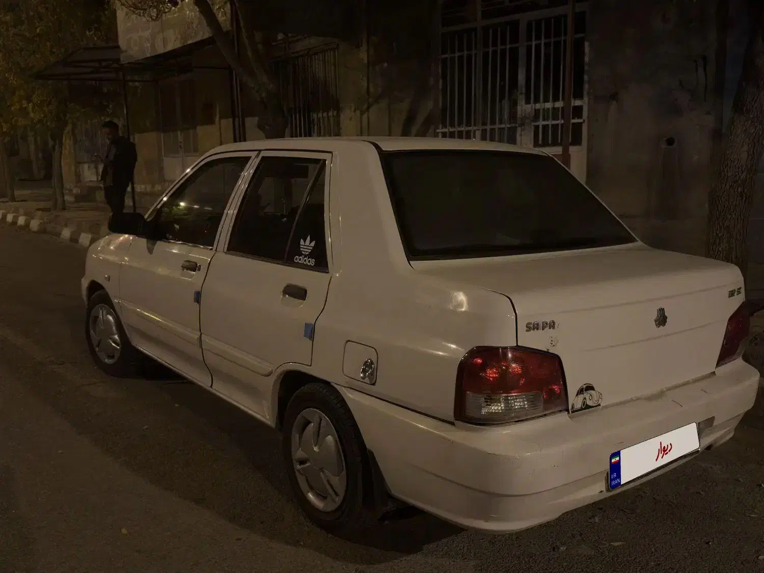 ۱۳۲ مدل ۹۶ یه گلگیر رنگ|خودرو سواری و وانت|چابکسر, |دیوار