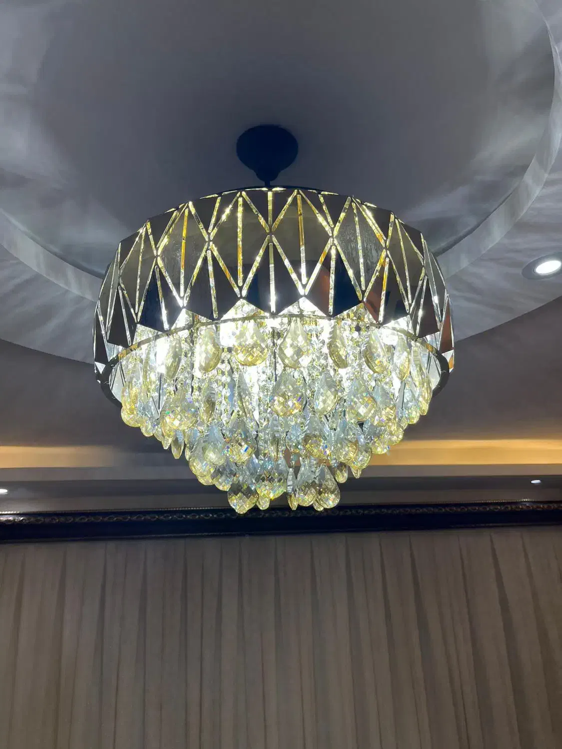 دو عدد لوستر سه بعدی طلایی سایز 55|لوستر و چراغ آویز|رشت, معلم|دیوار