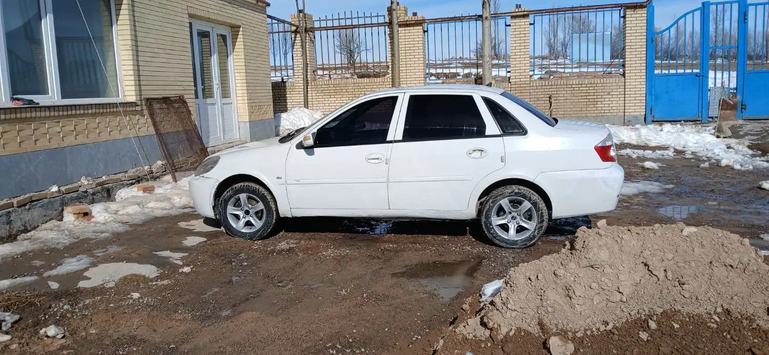 لیفان‌۵۲۰سالم‌مدل۸۹|خودرو سواری و وانت|اردبیل, |دیوار