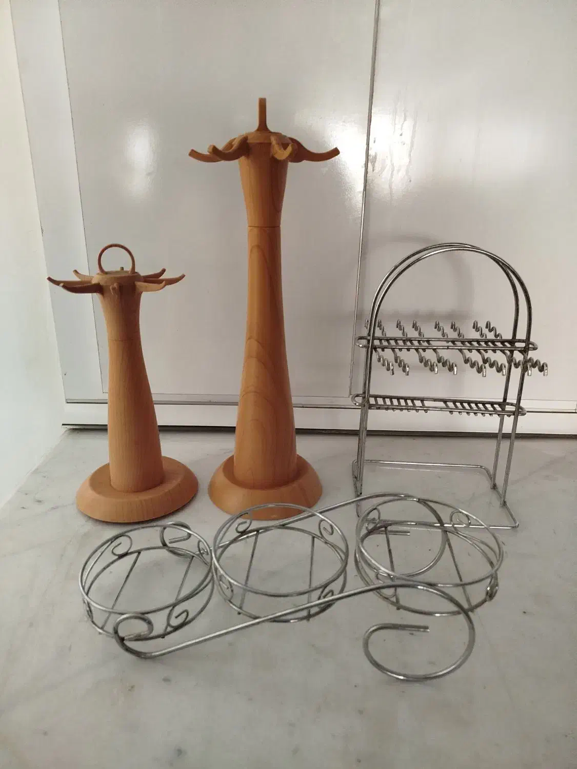 استند|ظروف سرو و پذیرایی|مشهد, فردوسی|دیوار