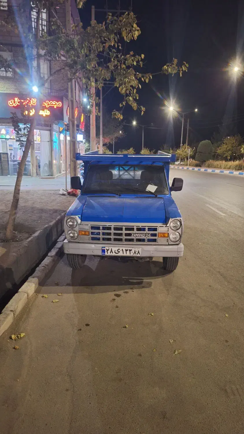 نیسان تک سوز بسیار تمیز و مرتب مدل ۸۵ .تناژ پایین|خودرو سواری و وانت|تربت‌حیدریه, کاشانی|دیوار