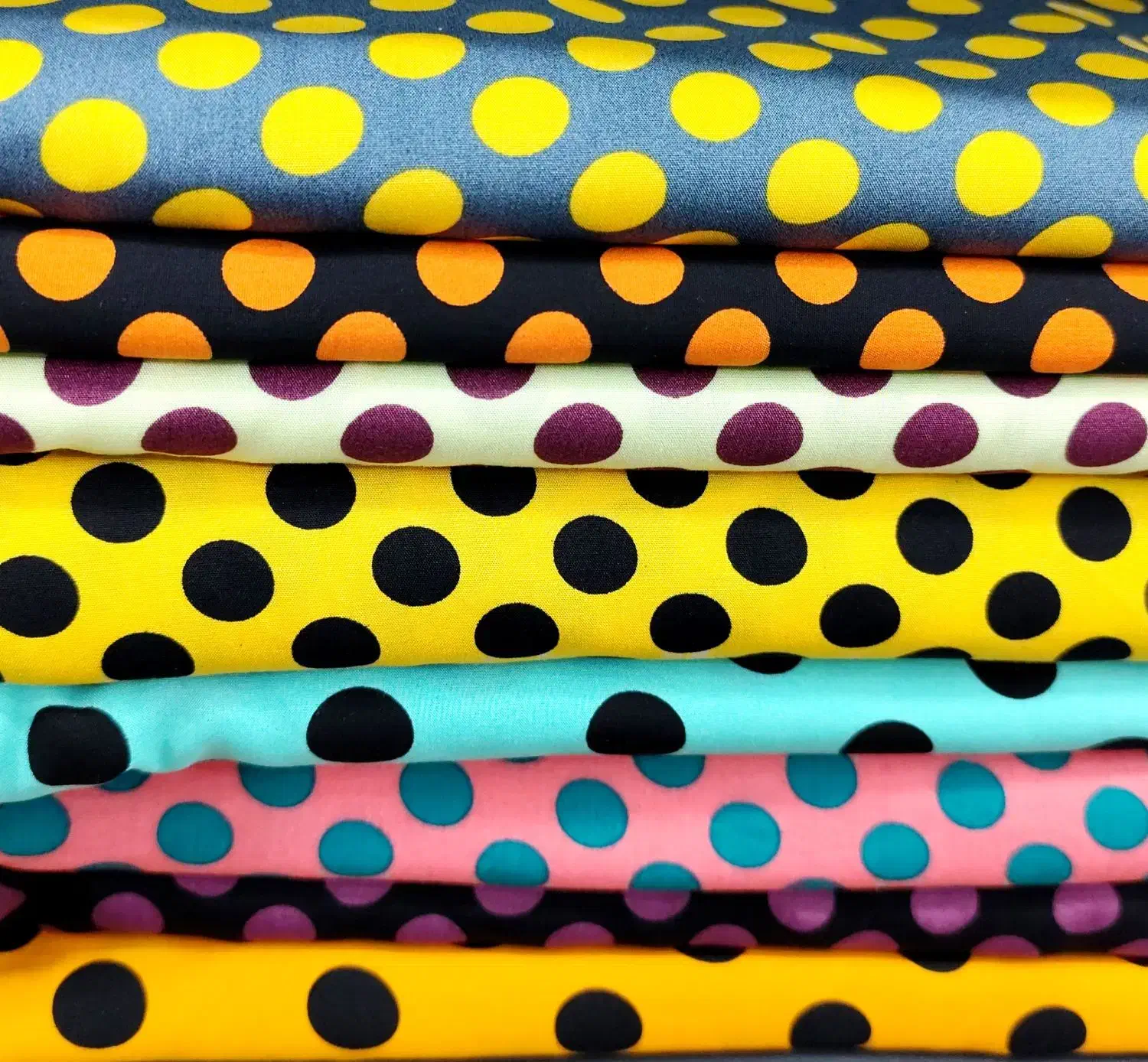 پارچه چادر جمیل|لباس|درگهان, |دیوار