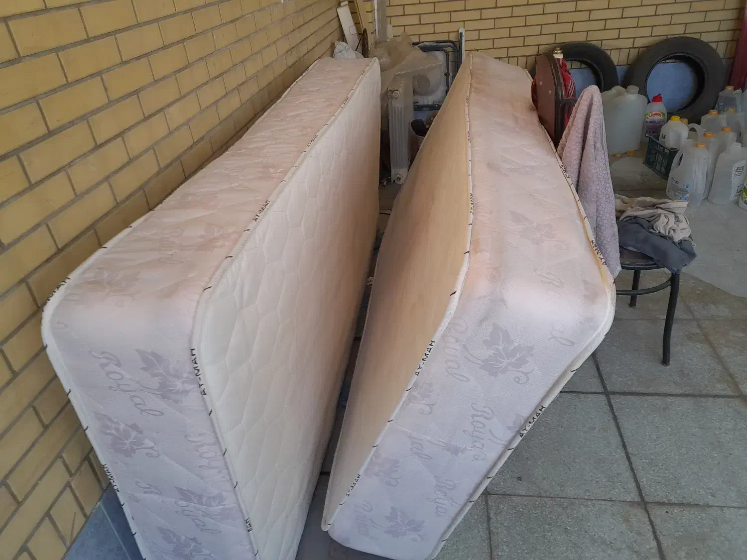 دو عدد تشک خوش خواب|تشک تختخواب|صدرا-فارس, فاز ۱|دیوار