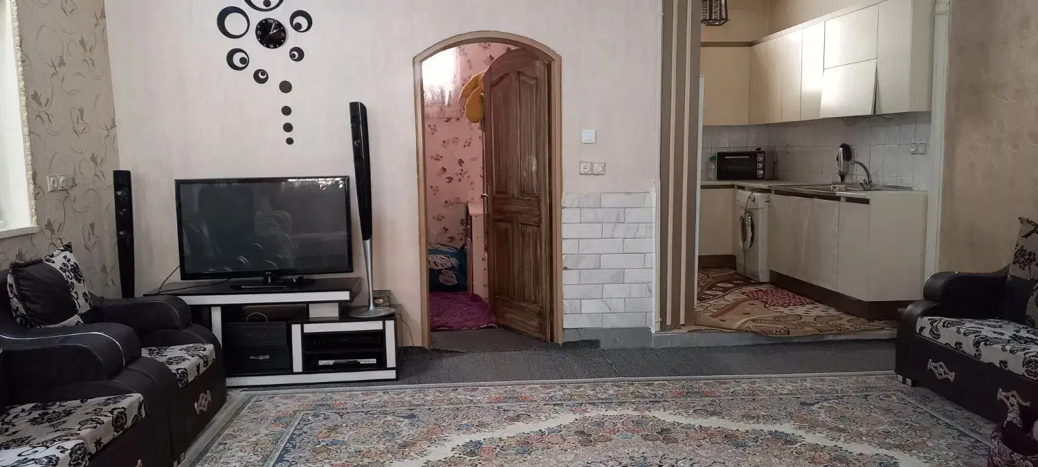 فروش یا معاوضه منزل ویلایی با ملک مسکونی تجاری|فروش خانه و ویلا|قم, ناصردیوان|دیوار