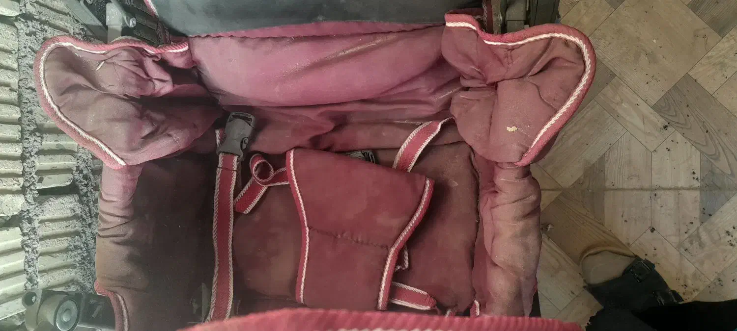 یک عدد کالسکه|کالسکه و لوازم جانبی|دهدشت, |دیوار