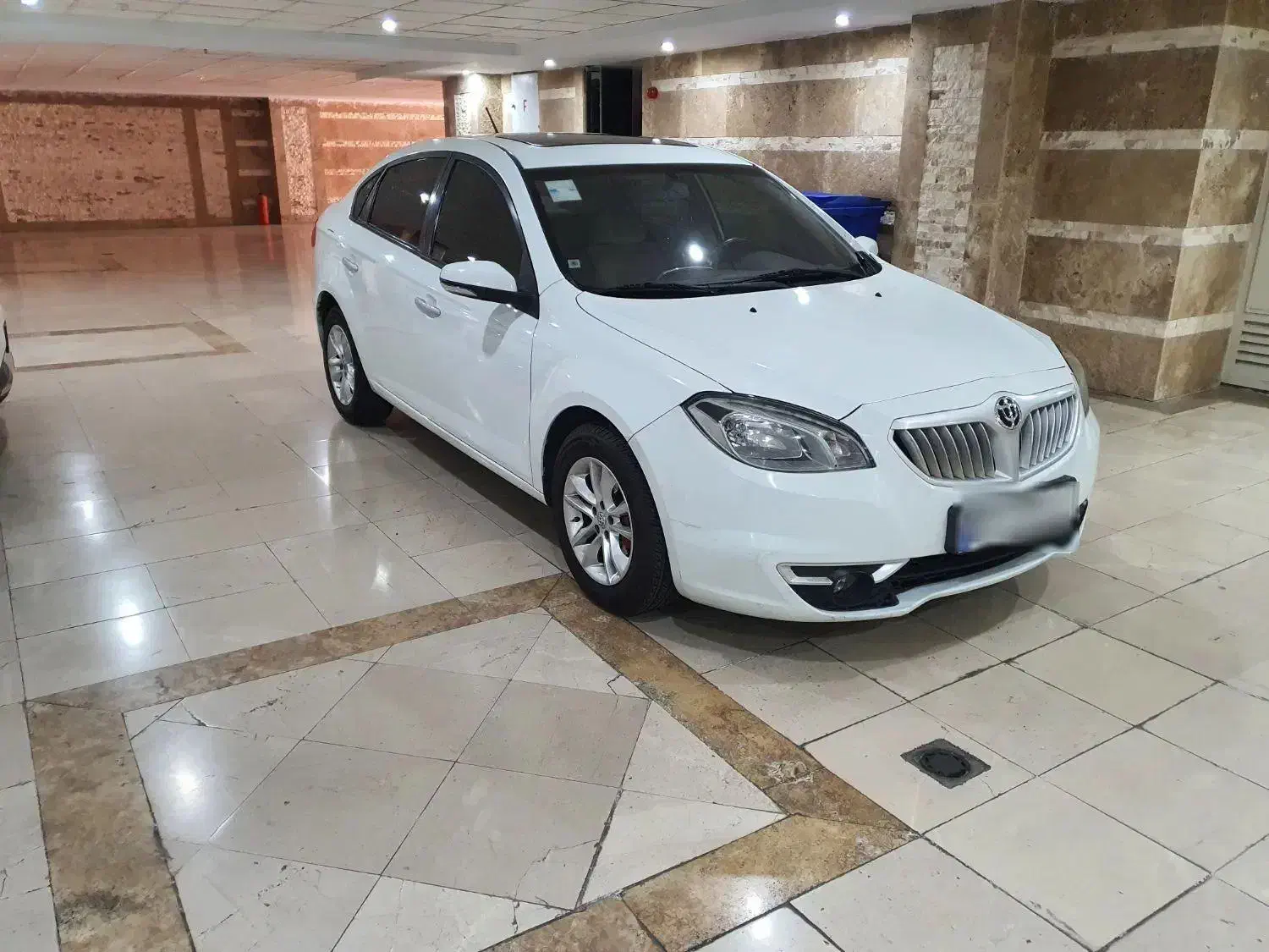 برلیانس ۳۳۰ بدون رنگ|خودرو سواری و وانت|تهران, پونک|دیوار