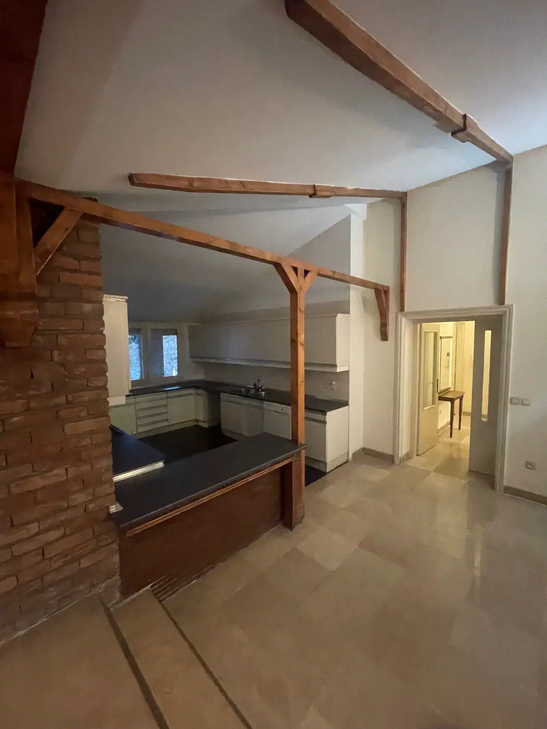 فرشته/۲۵۰ متر/تاپ لوکیشن