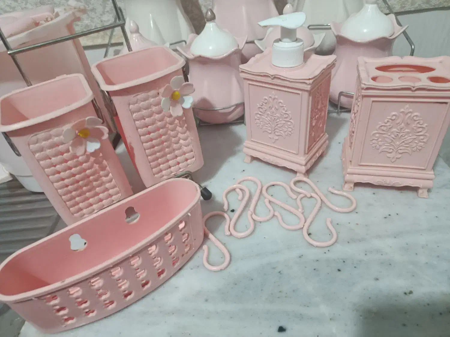 سرویس آشپزخانه|ظروف نگهدارنده، پلاستیکی، یک‌بارمصرف|مشهد, چهاربرج|دیوار