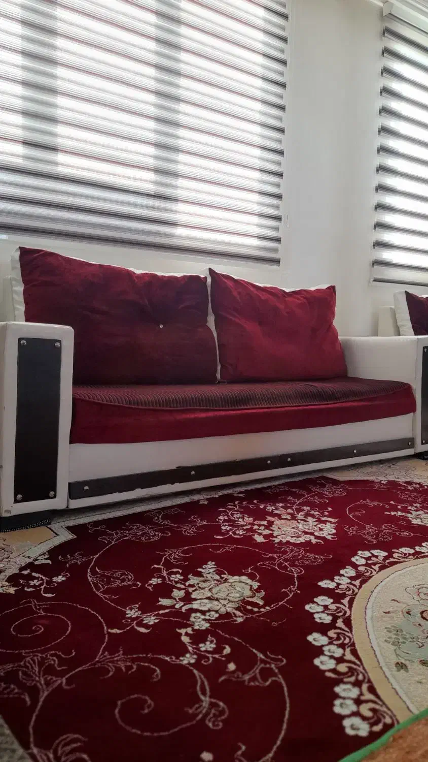 مبل ۷ نفری تمیز سالم ۴میلیون|مبلمان خانگی و میز عسلی|میاندوآب, |دیوار