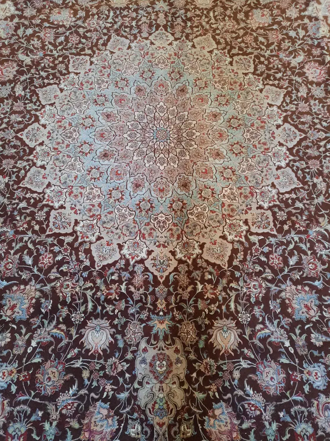 فرش ۱۲۰۰ شانه|فرش|ری, شهرری|دیوار