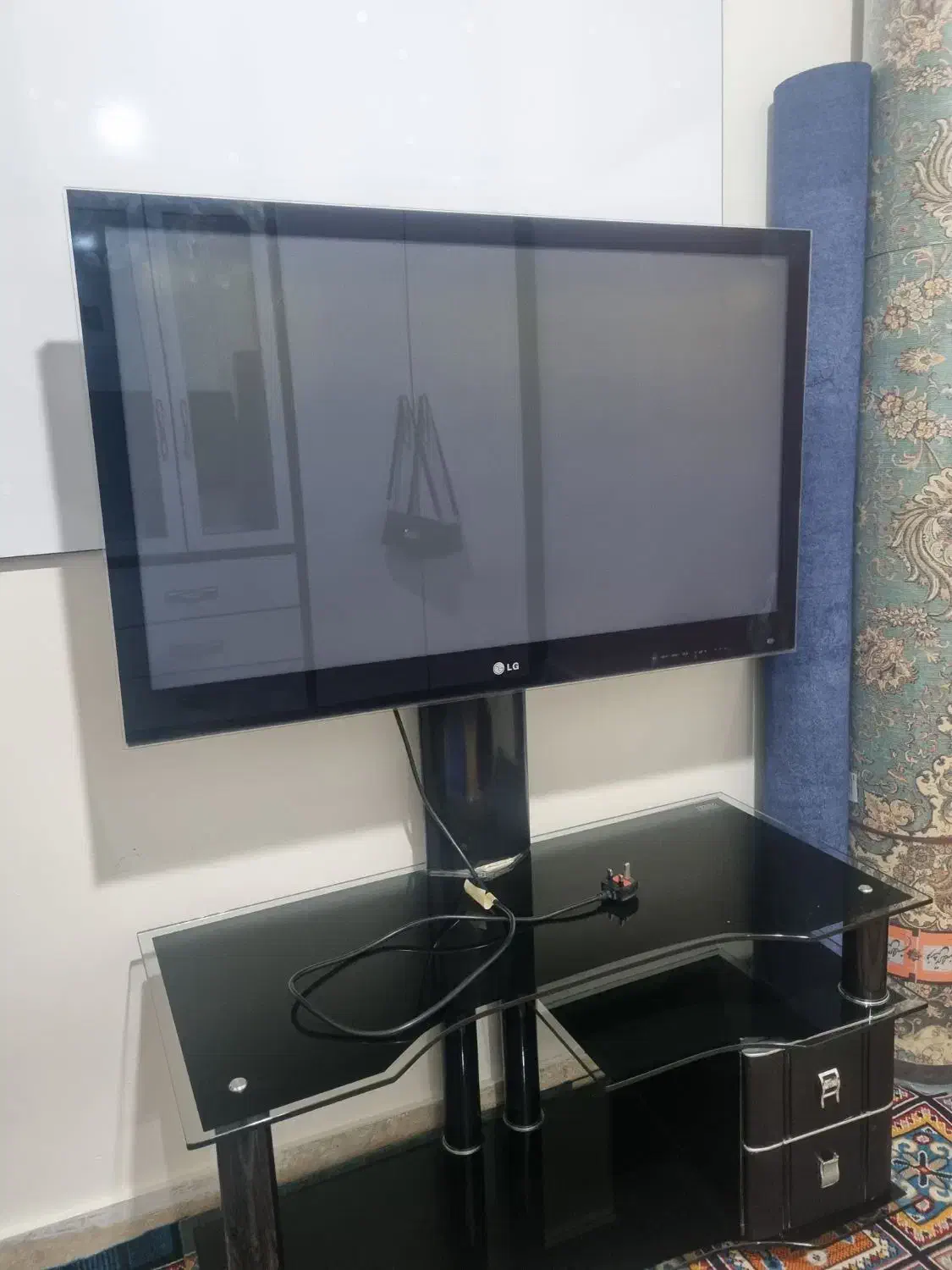 تلویزیون LG|تلویزیون و پروژکتور|ایلام, |دیوار