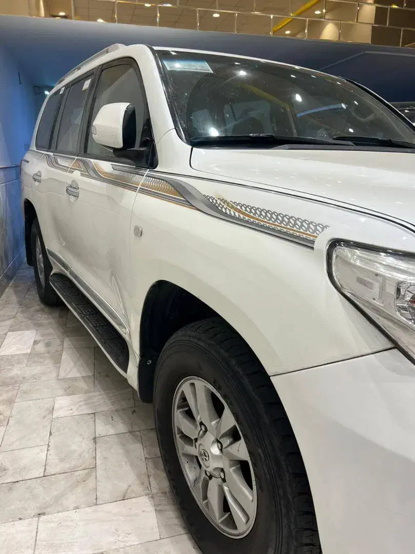 تویوتا لندکروز ۲۰۱۰|خودرو سواری و وانت|مشهد, تبادکان|دیوار