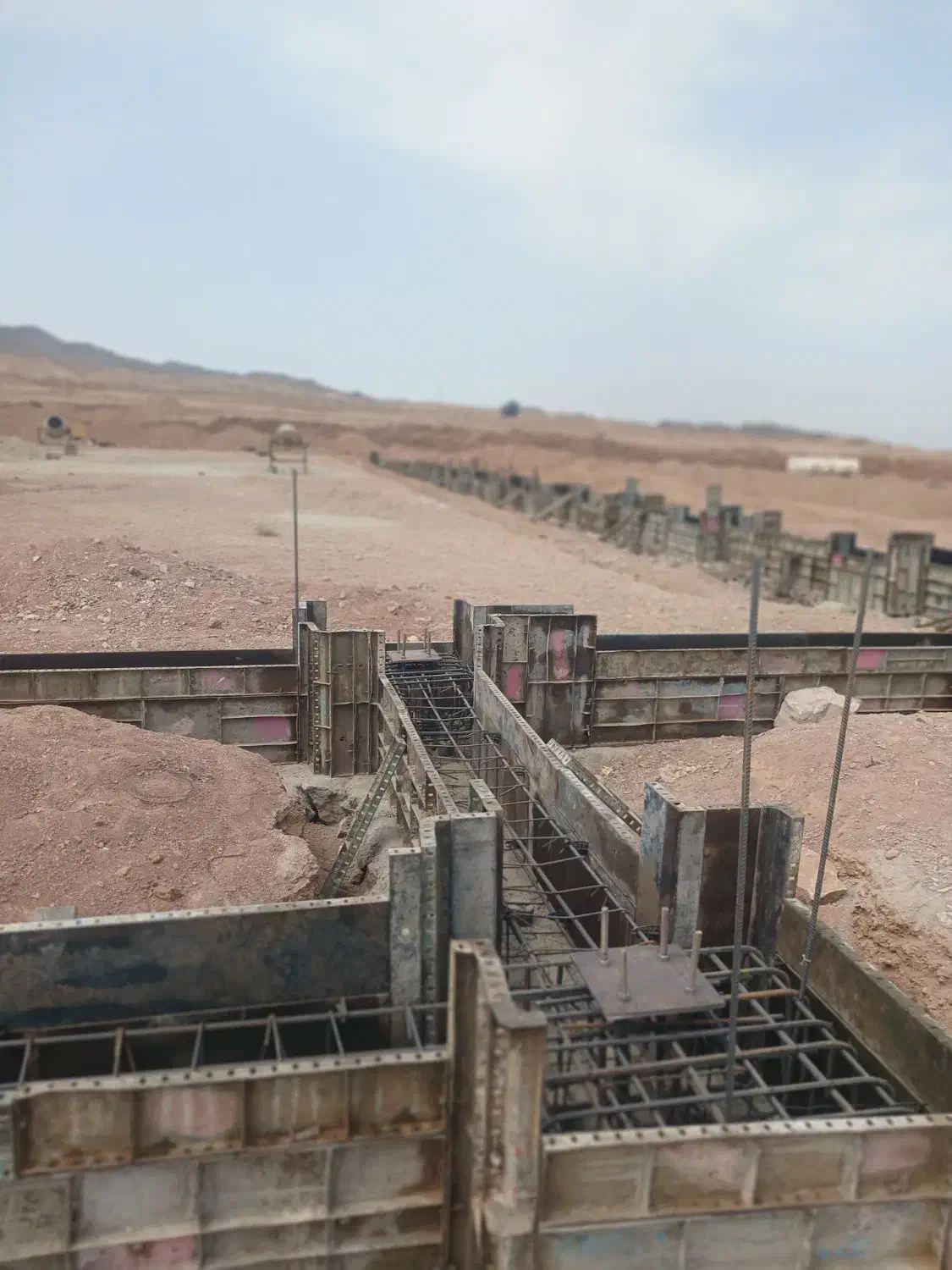 اجرای آرماتوربندی قالببندی فوندانسیون|خدمات پیشه و مهارت|تهران, خاوران|دیوار