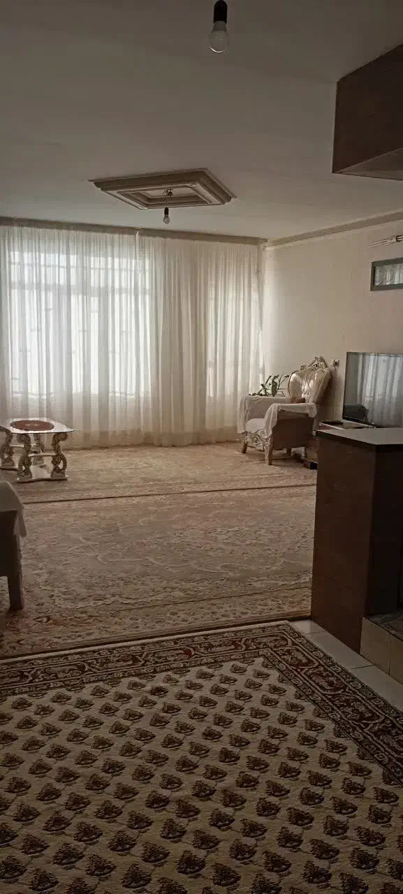 اپارتمان رهن کامل|اجارهٔ آپارتمان|مشهد, زمرد|دیوار