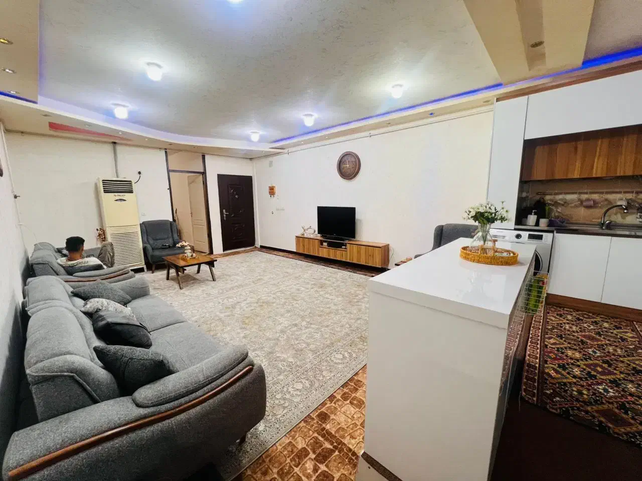 فروش چهارواحده طبقه بالا نیرو|فروش آپارتمان|شوشتر, |دیوار