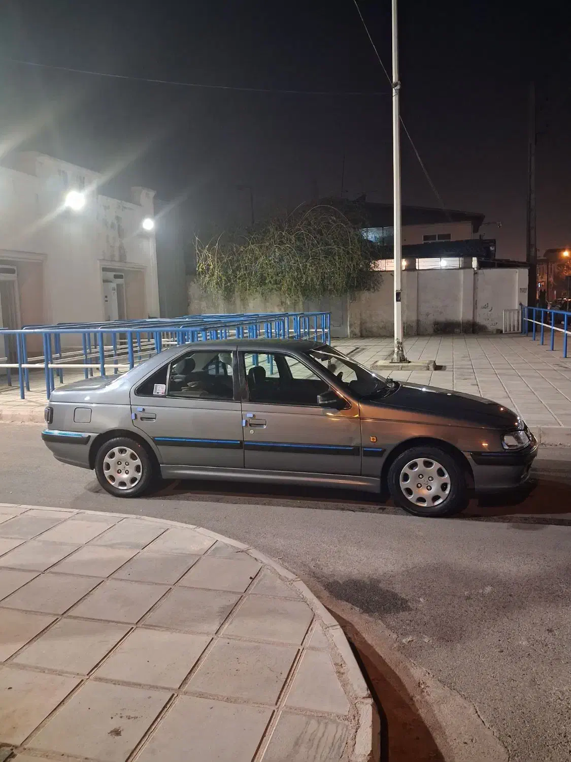 پژو پارس|خودرو سواری و وانت|رشت, معلم|دیوار