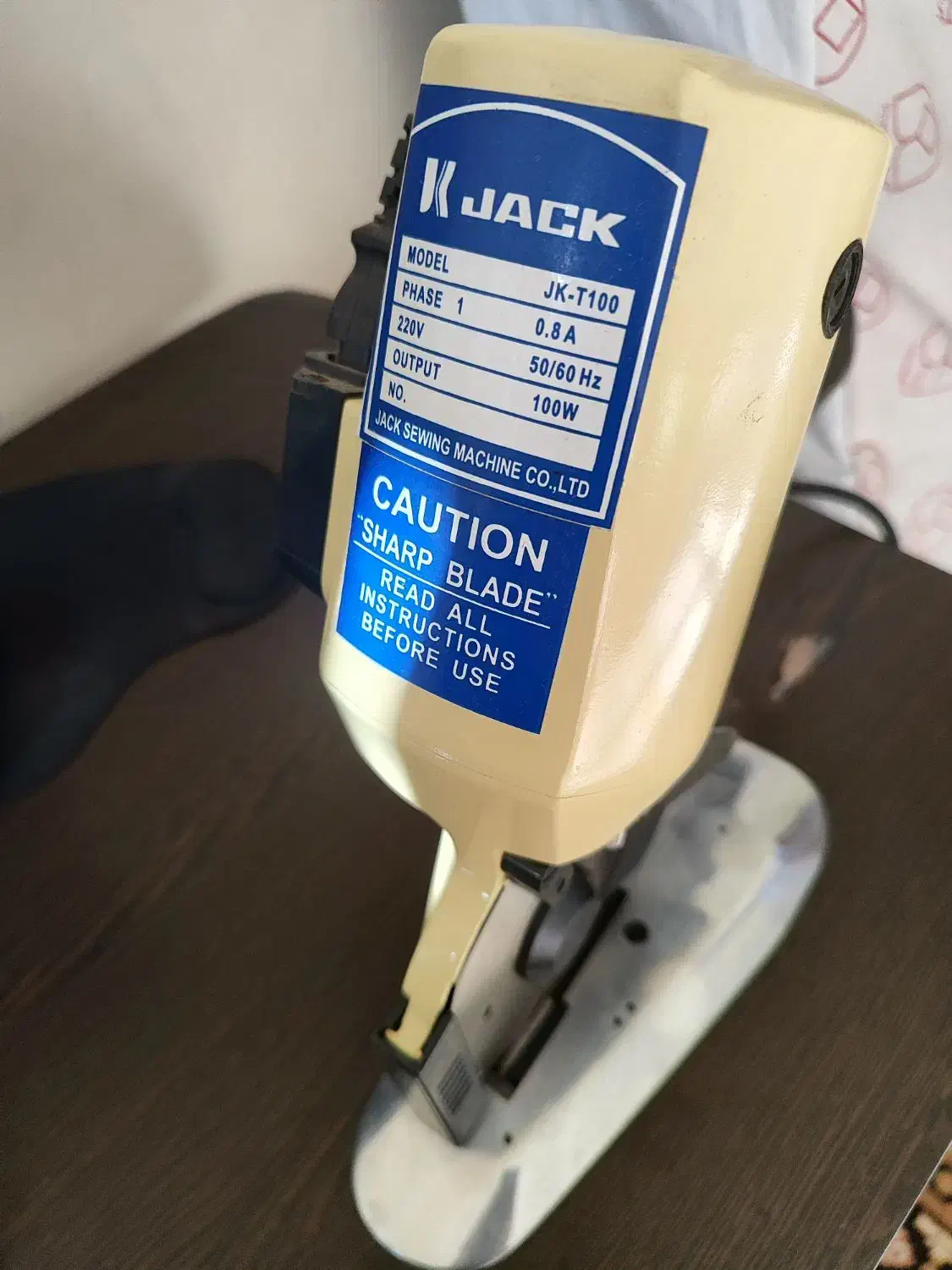 قیچی برقی|لوازم خیاطی و بافتنی|اصفهان, مصلی|دیوار