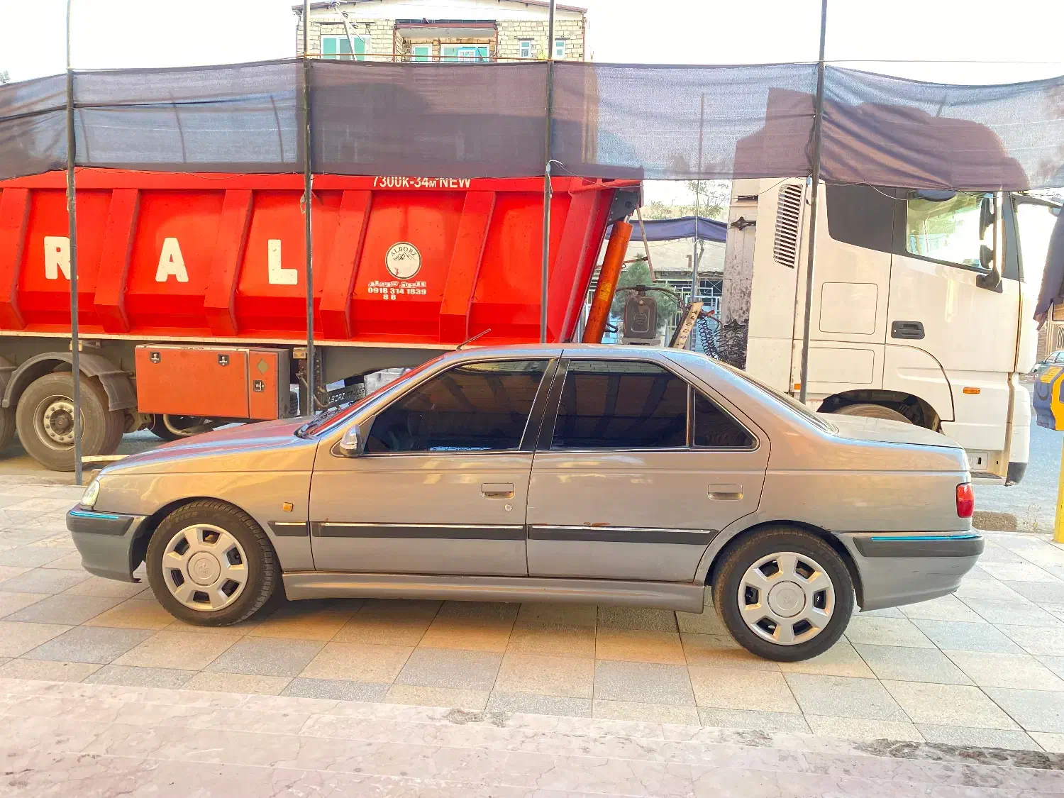 پارس بدون‌ رنگ مدل ۸۵ بینظیر|خودرو سواری و وانت|کرمان, |دیوار