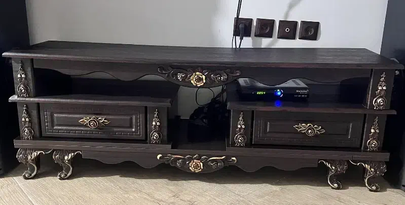 میز در حد نو|میز تلویزیون|قم, شهرک مهدیه (مدرس)|دیوار