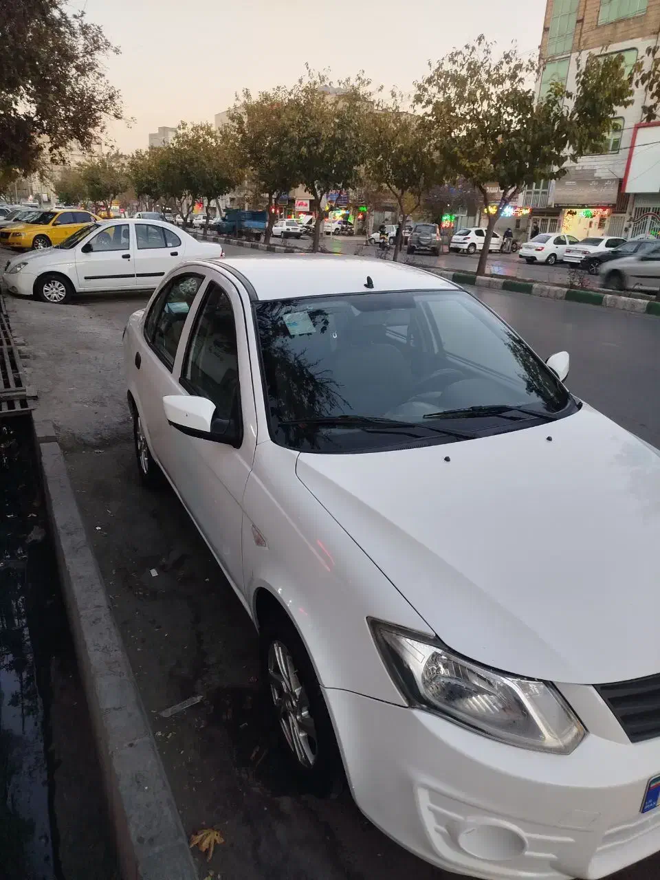 ساینا 97|خودرو سواری و وانت|مشهد, ایثارگران|دیوار